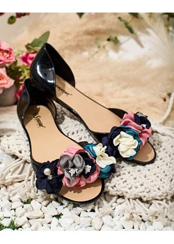 Royalfashion Gumowe baleriny z kwiatem Koddies ze sklepu royalfashion.pl w kategorii Balerinki - zdjęcie 180439562