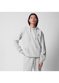 Męska bluza dresowa nierozpinana z kapturem Outhorn OTHWSS24TSWSM1165 - szara ze sklepu Sportstylestory.com w kategorii Bluzy męskie - zdjęcie 180442044