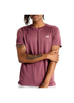 Koszulka New Balance MT41222FDP - fioletowa ze sklepu streetstyle24.pl w kategorii T-shirty męskie - zdjęcie 180445620