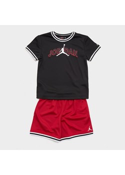 JORDAN KOMPLET JDB MATCHING TAPING MESH SHORT - id: 85D967-R78 - marki Jordan - 180454674 JORDAN KOMPLET JDB MATCHING TAPING MESH SHORT ze sklepu JD Sports w kategorii Komplety chłopięce - zdjęcie 180454674