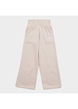 ADIDAS SPODNIE LGO WIDE LEG JOG BGE G ze sklepu JD Sports  w kategorii Spodnie dziewczęce - zdjęcie 180454694