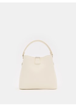 Mohito - Torebka hobo z odpinanym paskiem - biały ze sklepu Mohito w kategorii Torby Shopper bag - zdjęcie 180460792