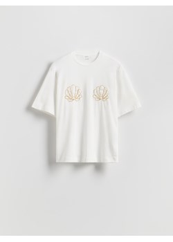 Reserved - T-shirt z ozdobną aplikacją - złamana biel ze sklepu Reserved w kategorii Bluzki damskie - zdjęcie 180461990
