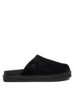 Kapcie Calvin Klein Jeans Home Clog Su YM0YM01182 Czarny ze sklepu MODIVO w kategorii Kapcie męskie - zdjęcie 180545614