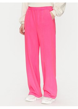 Gap Spodnie dresowe 729444-12 Różowy Wide Leg ze sklepu MODIVO w kategorii Spodnie damskie - zdjęcie 181032620