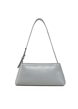 Calvin Klein Torebka Embossed Logo Shoulder Bag K60K612550 Szary ze sklepu MODIVO w kategorii Torebki damskie - zdjęcie 181033471