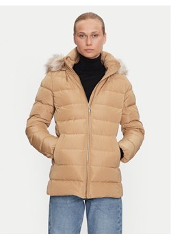 Tommy Hilfiger Kurtka puchowa WW0WW43600 Beżowy Regular Fit ze sklepu MODIVO w kategorii Kurtki damskie - zdjęcie 181033971
