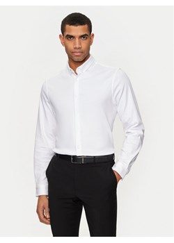Calvin Klein Koszula K10K113339 Biały Slim Fit ze sklepu MODIVO w kategorii Koszule męskie - zdjęcie 181034303