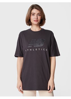 New Balance T-Shirt WT23503 Czarny Oversize ze sklepu MODIVO w kategorii Bluzki damskie - zdjęcie 181035471