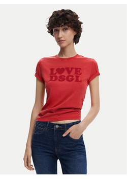 Desigual T-Shirt Love Dsgl 25SWTK10 Czerwony Regular Fit ze sklepu MODIVO w kategorii Bluzki damskie - zdjęcie 181036062