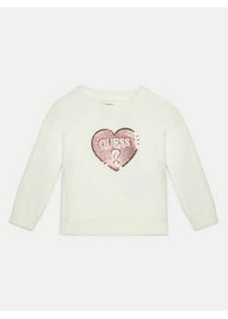 Guess Sweter K4BR02 Z3220 Écru Regular Fit ze sklepu MODIVO w kategorii Swetry dziewczęce - zdjęcie 181036412