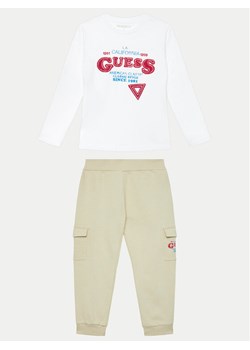 Guess Komplet bluzka i spodnie N4YG10 K8HM3 Biały Regular Fit ze sklepu MODIVO w kategorii Komplety dziewczęce - zdjęcie 181037121