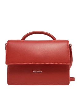 Calvin Klein Torebka Ck Linn Top Handle Crossbody K60K613162 Czerwony ze sklepu MODIVO w kategorii Torebki damskie - zdjęcie 181037882