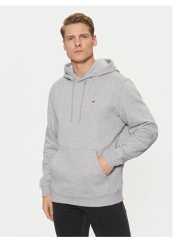 Tommy Jeans Bluza DM0DM20742 Szary Regular Fit ze sklepu MODIVO w kategorii Bluzy męskie - zdjęcie 181038100