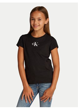 Calvin Klein Jeans Komplet 2 t-shirtów Monologo IG0IG02860 Kolorowy Slim Fit - id: 0000304682001 - marki Calvin Klein - 181038912 Calvin Klein Jeans Komplet 2 t-shirtów Monologo IG0IG02860 Kolorowy Slim Fit ze sklepu MODIVO w kategorii Bluzki dziewczęce - zdjęcie 181038912