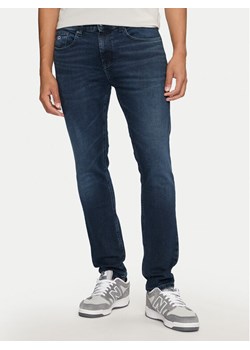 Tommy Jeans Jeansy Austin DM0DM19306 Granatowy Slim Fit ze sklepu MODIVO w kategorii Jeansy męskie - zdjęcie 181039372