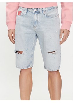 Tommy Jeans Szorty jeansowe Ryan DM0DM18804 Błękitny Slim Fit ze sklepu MODIVO w kategorii Spodenki męskie - zdjęcie 181039681