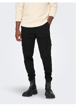 Only & Sons Spodnie materiałowe 22025431 Czarny Tapered Fit ze sklepu MODIVO w kategorii Spodnie męskie - zdjęcie 181041323
