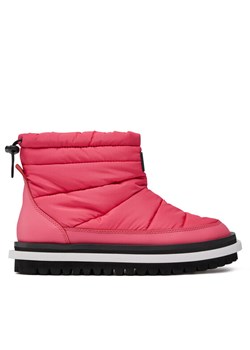Tommy Jeans Botki Tjw Padded Flat Boot EN0EN02292 Różowy ze sklepu MODIVO w kategorii Śniegowce damskie - zdjęcie 181044602