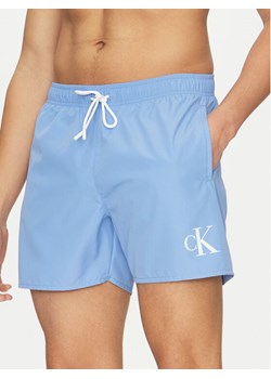 Calvin Klein Swimwear Szorty kąpielowe KM0KM01101 Niebieski Regular Fit ze sklepu MODIVO w kategorii Kąpielówki - zdjęcie 181044852