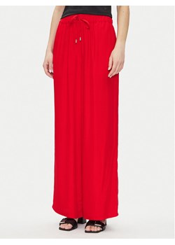 Calvin Klein Spodnie materiałowe LV044B932G Czerwony Wide Leg ze sklepu MODIVO w kategorii Spodnie damskie - zdjęcie 181046013