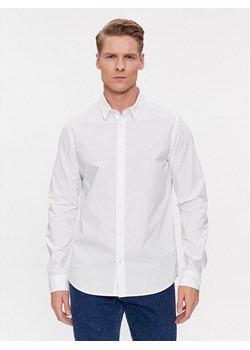 Calvin Klein Jeans Koszula J30J324614 Biały Slim Fit ze sklepu MODIVO w kategorii Koszule męskie - zdjęcie 181046642