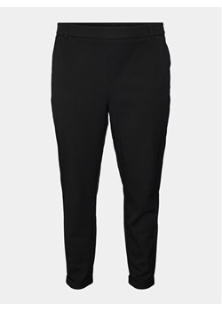 Vero Moda Curve Chinosy Maya 10246292 Czarny Regular Fit ze sklepu MODIVO w kategorii Spodnie damskie - zdjęcie 181046951