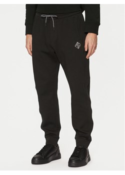 Armani Exchange Spodnie dresowe XM000230 AF10818 UB001 Czarny Regular Fit ze sklepu MODIVO w kategorii Spodnie męskie - zdjęcie 181047054
