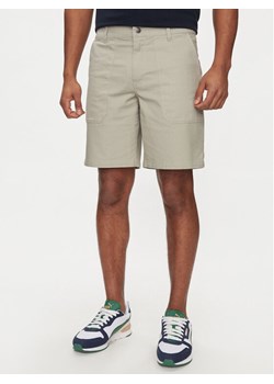 Columbia Szorty materiałowe Flex Roc™ Utility Short 2072761 Szary Regular Fit ze sklepu MODIVO w kategorii Spodenki męskie - zdjęcie 181047783