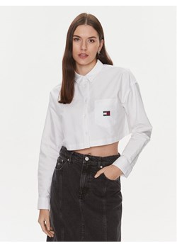 Tommy Jeans Koszula Badge DW0DW17345 Biały Relaxed Fit ze sklepu MODIVO w kategorii Koszule damskie - zdjęcie 181048510