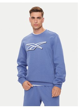 Reebok Bluza Vector Logo 100202411 Niebieski Regular Fit ze sklepu MODIVO w kategorii Bluzy męskie - zdjęcie 181048602