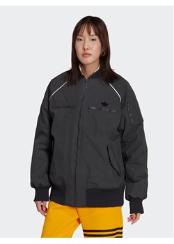adidas Kurtka bomber HK5233 Szary Oversize ze sklepu MODIVO w kategorii Kurtki damskie - zdjęcie 181048722