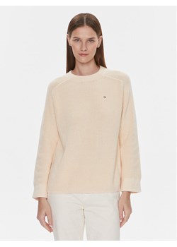 Tommy Hilfiger Sweter WW0WW40751 Beżowy Regular Fit ze sklepu MODIVO w kategorii Swetry damskie - zdjęcie 181049024
