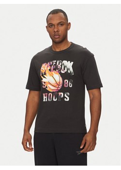 Reebok T-Shirt 100218817 Czarny Regular Fit ze sklepu MODIVO w kategorii T-shirty męskie - zdjęcie 181050323