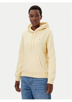 Tommy Jeans Bluza Flag DW0DW19958 Beżowy Regular Fit ze sklepu MODIVO w kategorii Bluzy damskie - zdjęcie 181051070