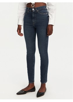 HUGO Jeansy Girali 50530308 Granatowy Skinny Fit ze sklepu MODIVO w kategorii Jeansy damskie - zdjęcie 181051701