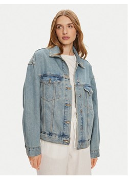 Gina Tricot Kurtka jeansowa 22124 Niebieski Loose Fit ze sklepu MODIVO w kategorii Kurtki damskie - zdjęcie 181052532