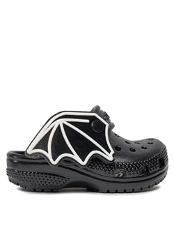 Crocs Klapki Crocs Classic I Am Bat Clog T 209232 Czarny ze sklepu MODIVO w kategorii Klapki dziecięce - zdjęcie 181053272