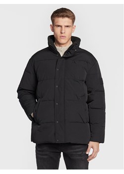 Calvin Klein Jeans Kurtka zimowa J30J321915 Czarny Oversize ze sklepu MODIVO w kategorii Kurtki męskie - zdjęcie 181053881