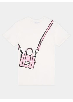 Marc Jacobs Sukienka codzienna W60072 D Écru Regular Fit ze sklepu MODIVO w kategorii Sukienki dziewczęce - zdjęcie 181054172