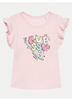Guess T-Shirt A4GI02 K6YW4 Różowy Regular Fit ze sklepu MODIVO w kategorii Bluzki dziewczęce - zdjęcie 181054894