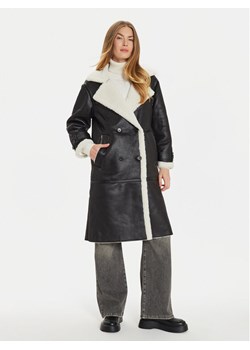 ViCOLO Kożuch TS0042 Czarny Regular Fit ze sklepu MODIVO w kategorii Kożuchy - zdjęcie 181057003