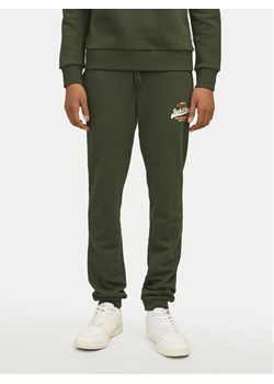 Jack&Jones Junior Spodnie dresowe Logo 12258850 Zielony Slim Fit ze sklepu MODIVO w kategorii Spodnie chłopięce - zdjęcie 181057053