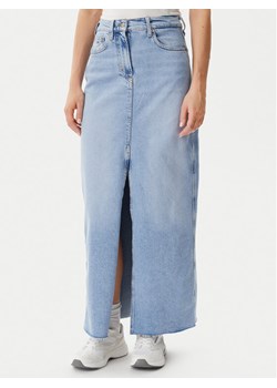 Tommy Jeans Spódnica jeansowa Claire DW0DW20581 Niebieski Regular Fit ze sklepu MODIVO w kategorii Spódnice - zdjęcie 181057074