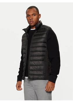 Calvin Klein Kamizelka Side Logo K10K108292 Czarny Regular Fit ze sklepu MODIVO w kategorii Kamizelki męskie - zdjęcie 181057284