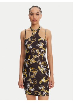Versace Jeans Couture Sukienka koktajlowa 78HAO914 Czarny Slim Fit ze sklepu MODIVO w kategorii Sukienki - zdjęcie 181057511