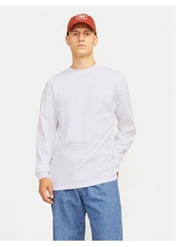 Jack&Jones Longsleeve Urban Edge 12256422 Biały Loose Fit ze sklepu MODIVO w kategorii T-shirty męskie - zdjęcie 181057894