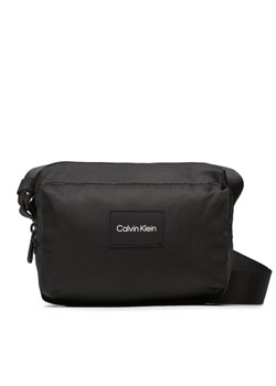 Calvin Klein Saszetka Ck Must T Camera Bag K50K510232 Czarny ze sklepu MODIVO w kategorii Saszetki - zdjęcie 181058481