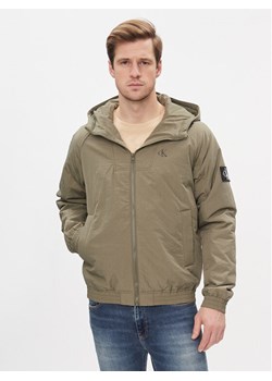 Calvin Klein Jeans Kurtka przejściowa Hooded Padded Harrington J30J324698 Zielony Regular Fit ze sklepu MODIVO w kategorii Kurtki męskie - zdjęcie 181058541