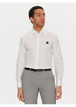 HUGO Koszula Ermo 50505315 Biały Slim Fit ze sklepu MODIVO w kategorii Koszule męskie - zdjęcie 181058871